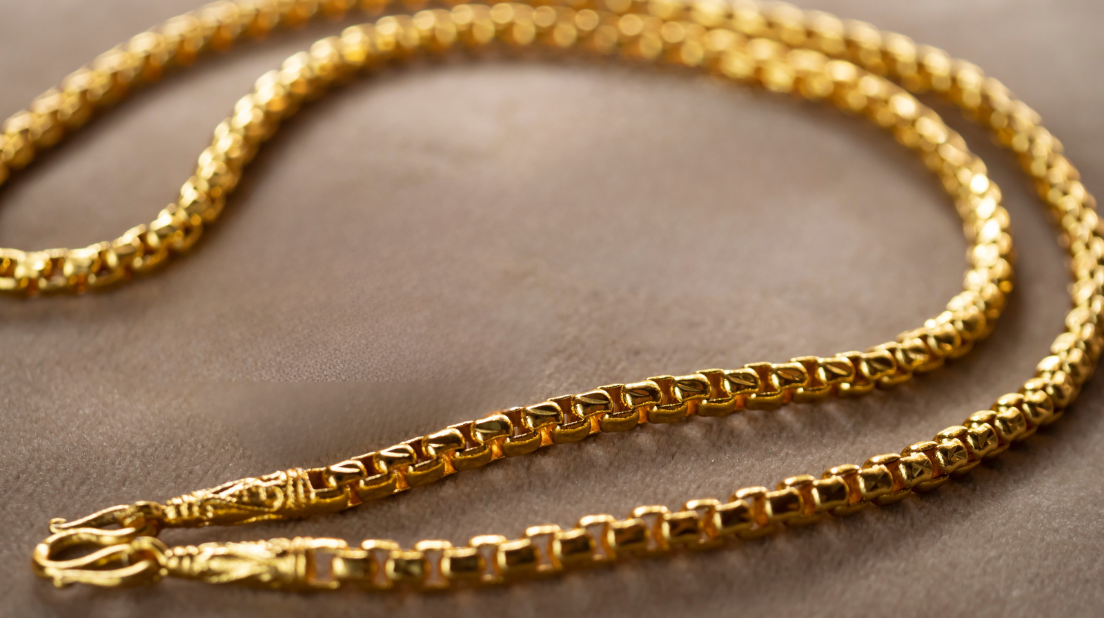 24金ネックレス