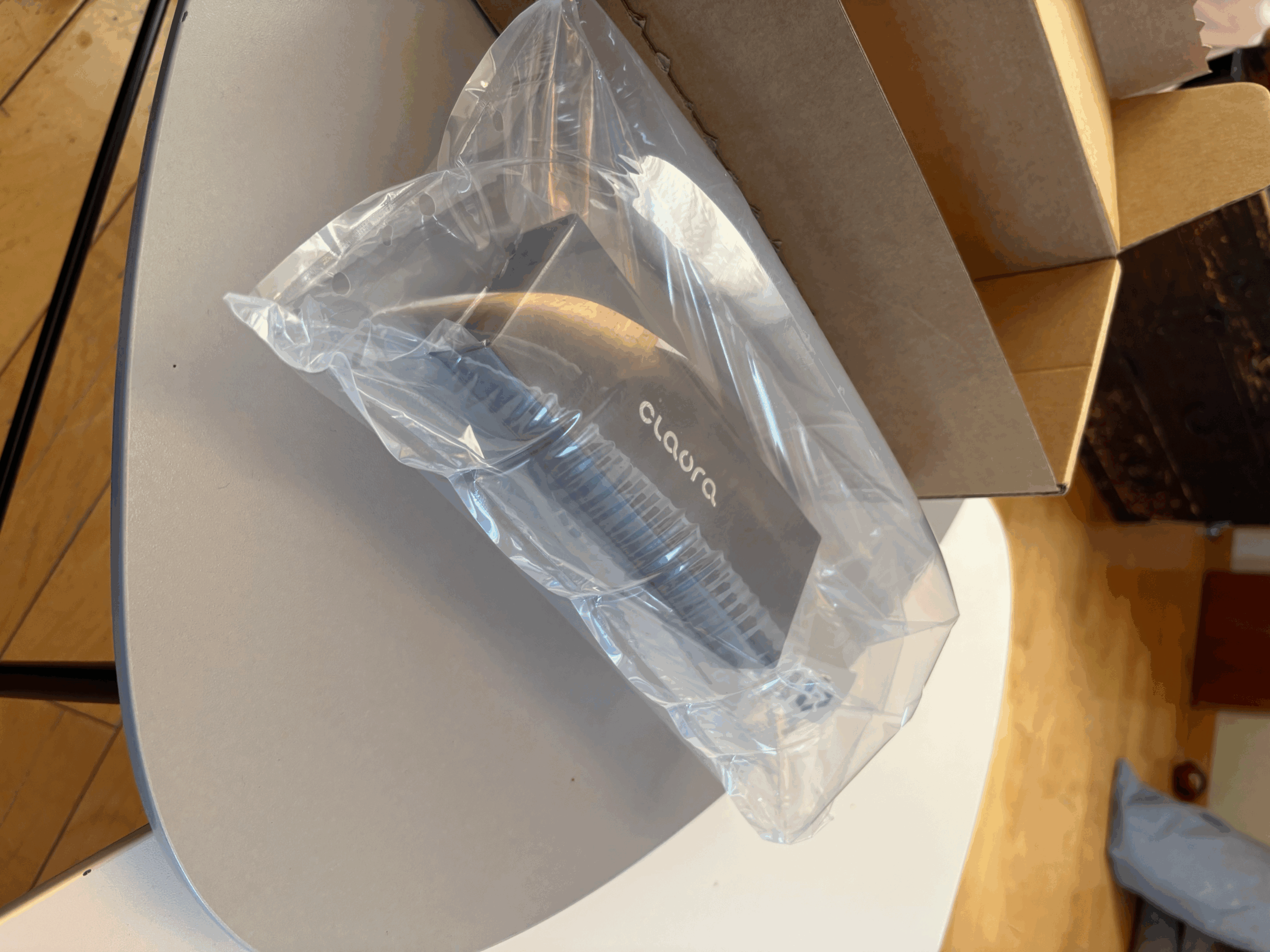 Claura メガネ　梱包　到着時