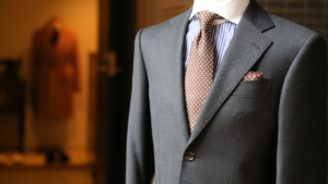 花菱のスーツの値段は高い？→結論、初回限定クーポンで2万円台も可能